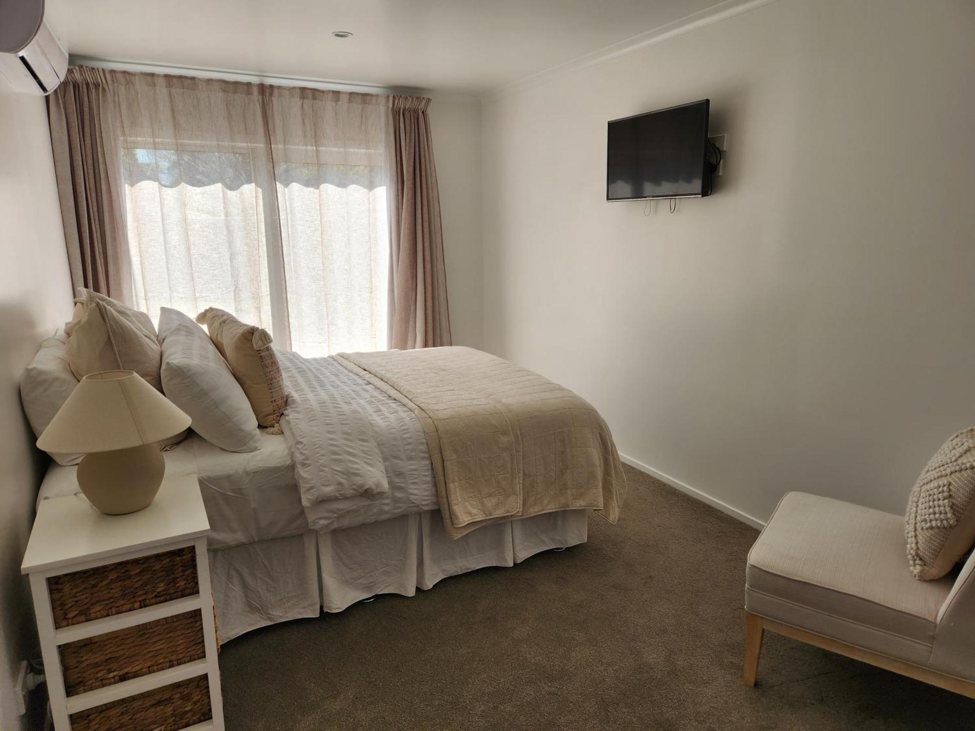 Sarah'S Guest House Havelock North Exteriör bild